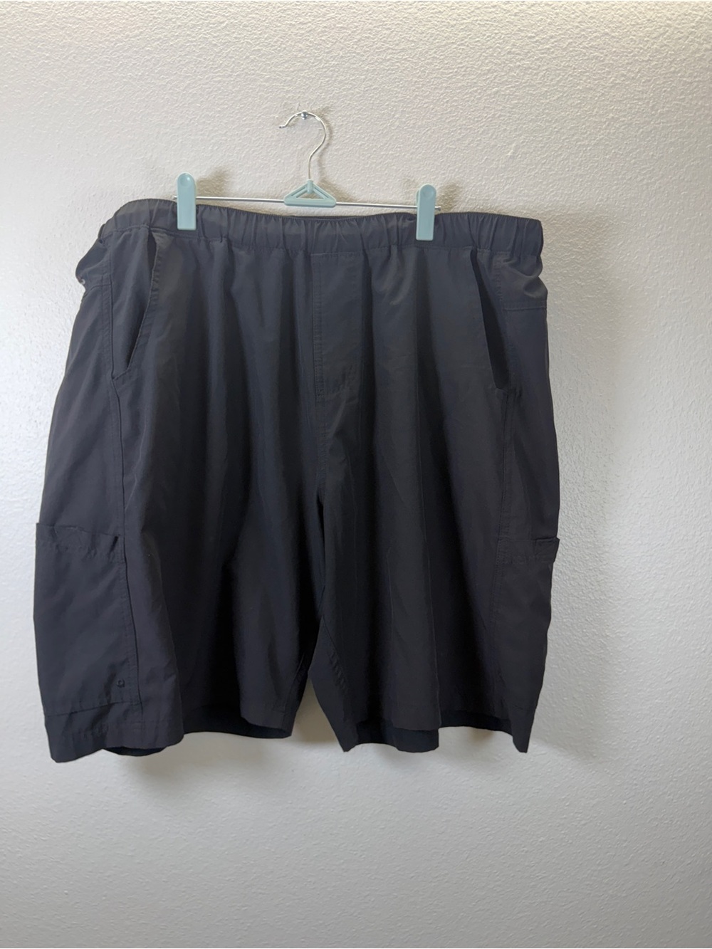 Magellan Outdoors Dark Charcoal Athletic Cargo Shorts